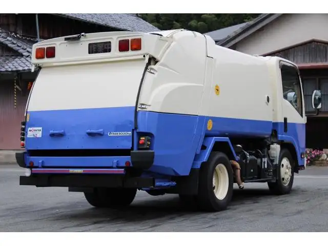 いすゞ エルフ 小型 パッカー車 巻き込み式 回転ダンプ式の中古トラック画像2