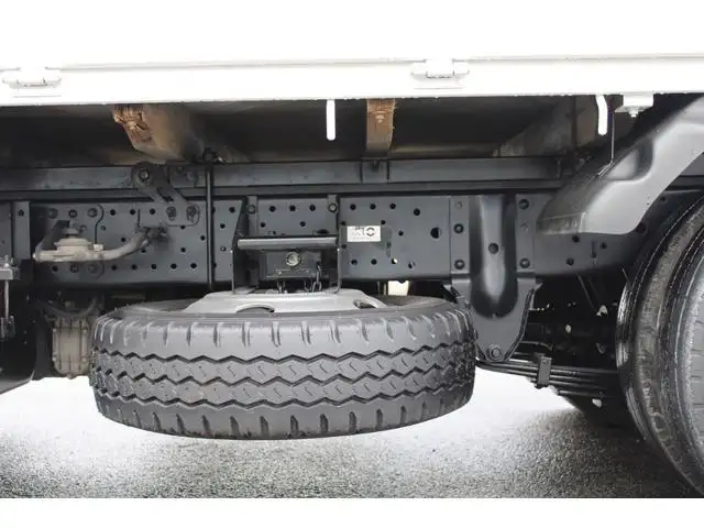 いすゞ エルフ 小型 平ボディ パワーゲート 床鉄板の中古トラック画像15
