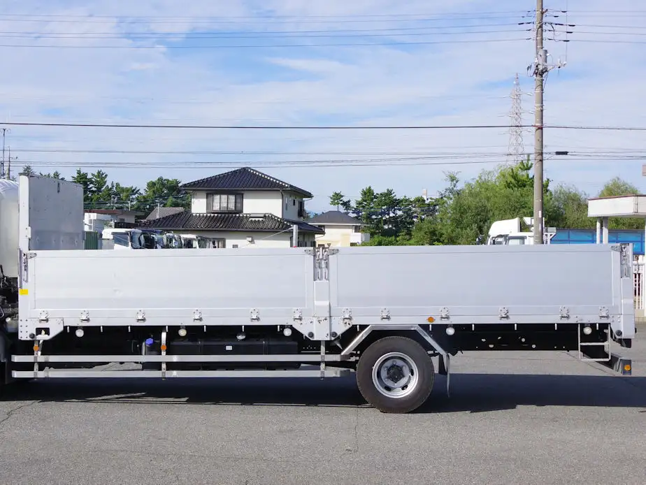 いすゞ フォワード 中型/増トン 平ボディ アルミブロック 2RG-FRR90S2の中古トラック画像12