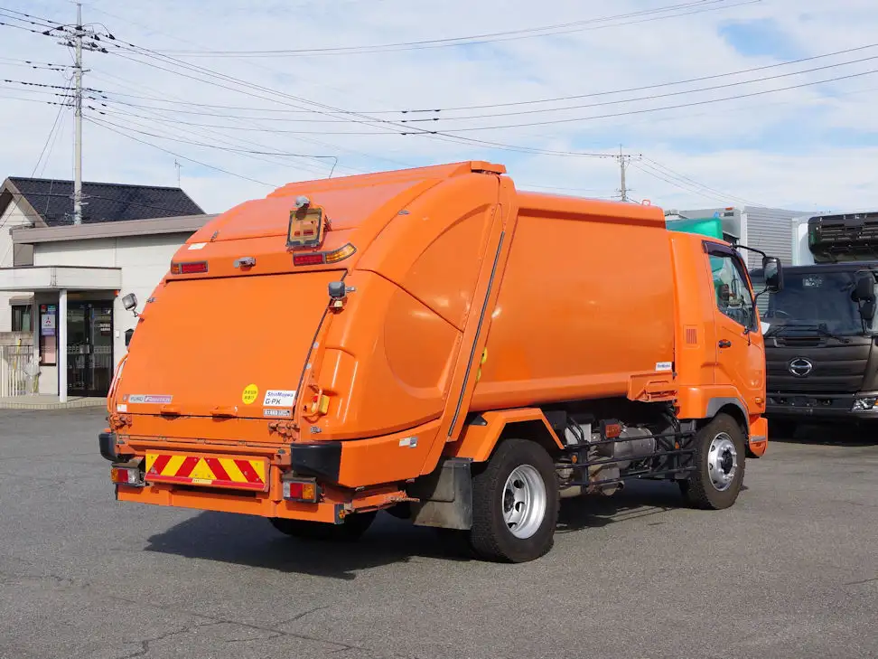三菱 ファイター 中型/増トン パッカー車 プレス式 QKG-FK72FZの中古トラック画像3