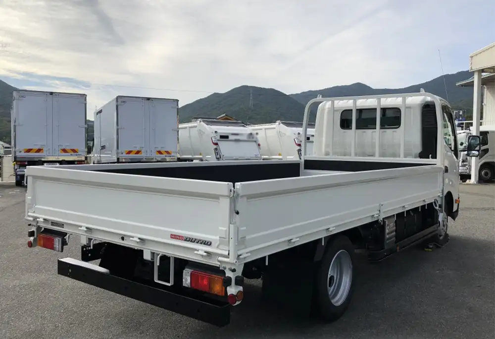 日野 デュトロ 小型 平ボディ 2KG-XZU710M R6の中古トラック画像4