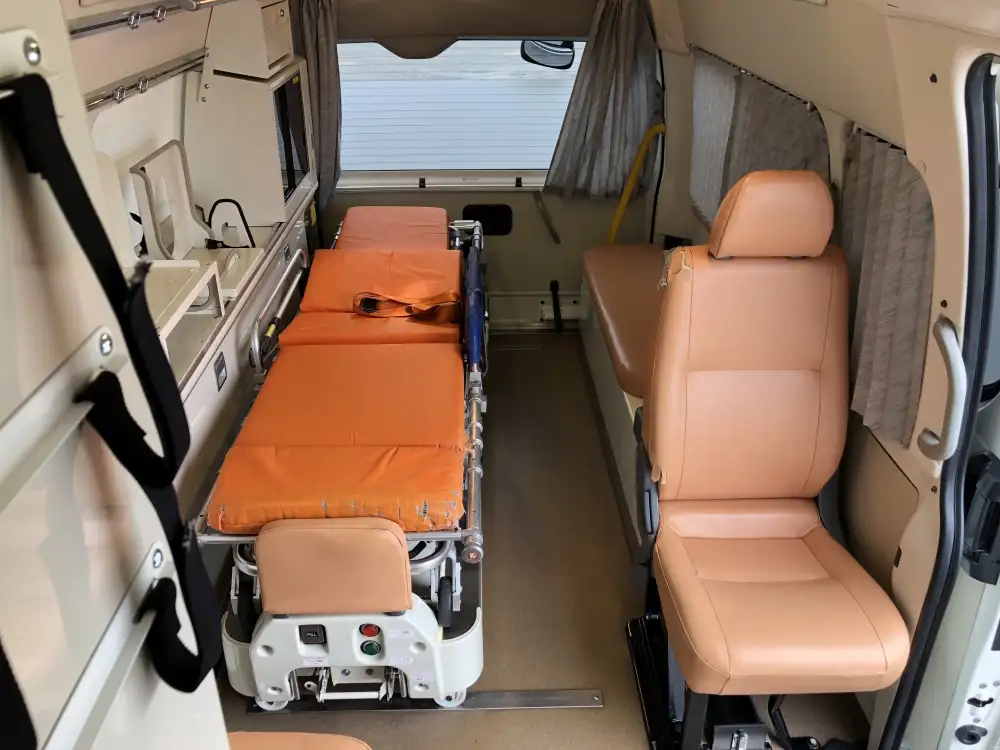トヨタ ハイエース 小型 特殊車両 CBF-TRH226S H27の中古トラック画像9