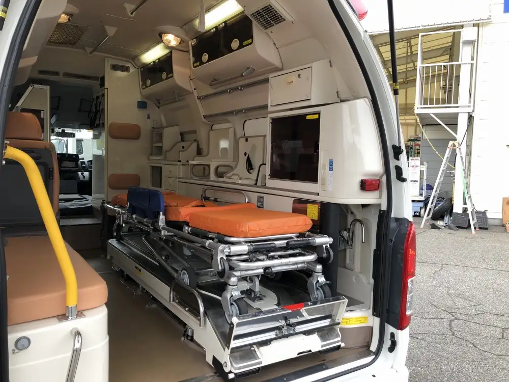 トヨタ ハイエース 小型 特殊車両 CBF-TRH226S H27の中古トラック画像10