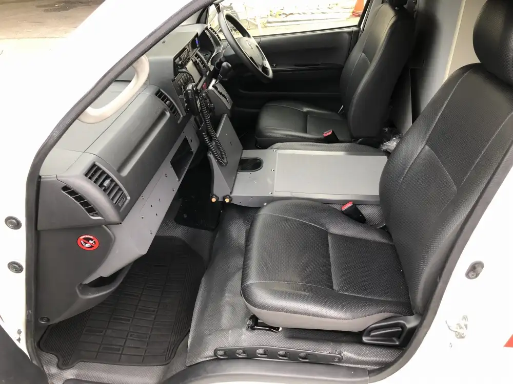 トヨタ ハイエース 小型 特殊車両 CBF-TRH226S H27の中古トラック画像12