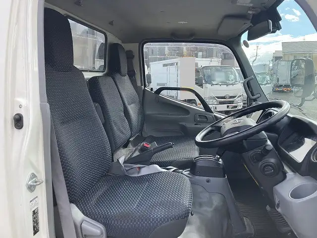 日野 デュトロ 小型 平ボディ 2RG-XZC605M H31/R1の中古トラック画像6