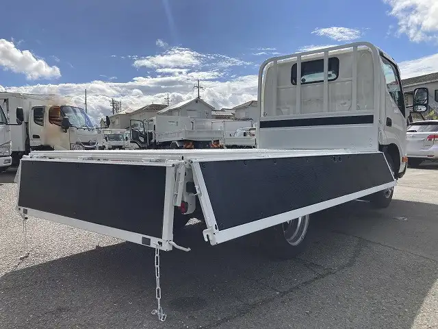日野 デュトロ 小型 平ボディ 2RG-XZC605M H31/R1の中古トラック画像4
