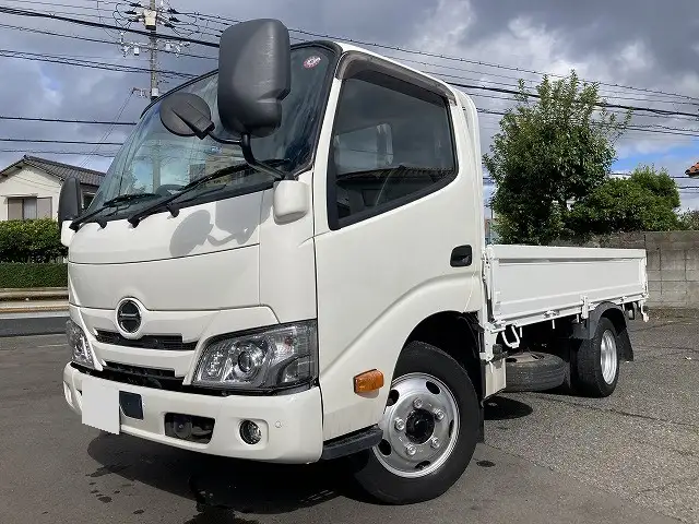 日野 デュトロ 小型 平ボディ 2RG-XZC605M H31/R1の中古トラック画像1