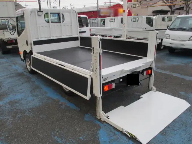 日産 アトラス 小型 平ボディ パワーゲート CBF-SQ1F24の中古トラック画像6