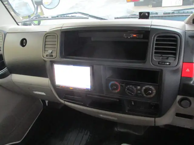 日産 アトラス 小型 平ボディ パワーゲート CBF-SQ1F24の中古トラック画像15