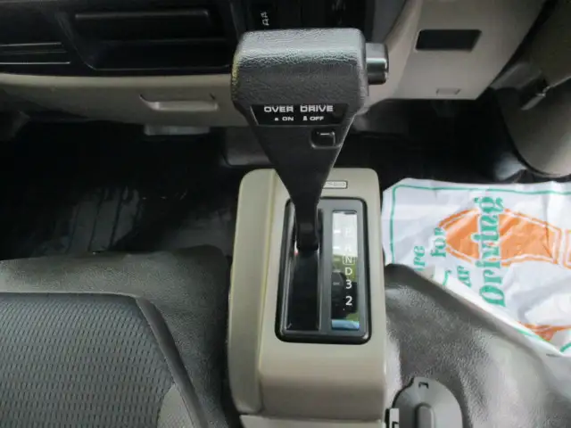 日産 アトラス 小型 平ボディ パワーゲート CBF-SQ1F24の中古トラック画像16