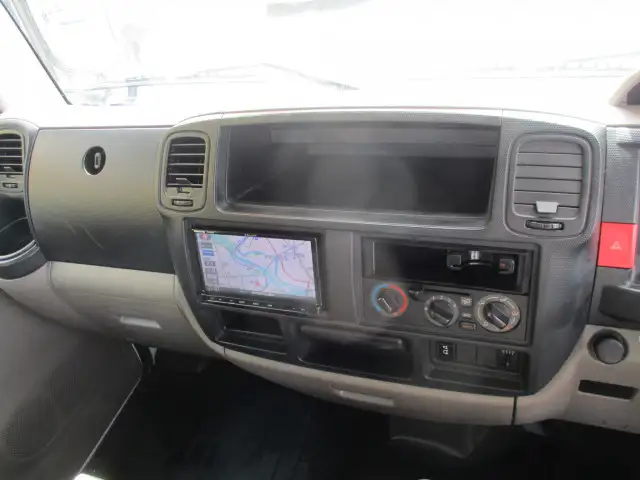 日産 アトラス 小型 平ボディ 床鉄板 CBF-SQ2F24の中古トラック画像像17