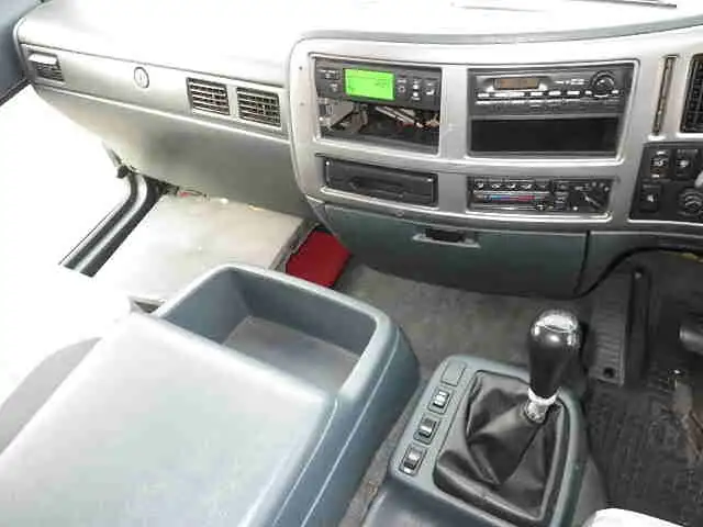 日産UD コンドル 中型/増トン 冷凍冷蔵 中温 パワーゲートの中古トラック画像13