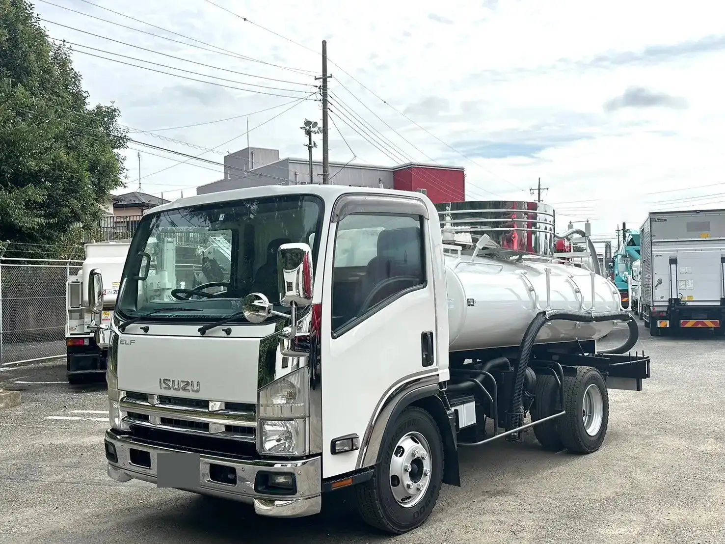 いすゞ エルフ 小型 タンク車 バキューム SKG-NPR85YNの中古トラック画像1