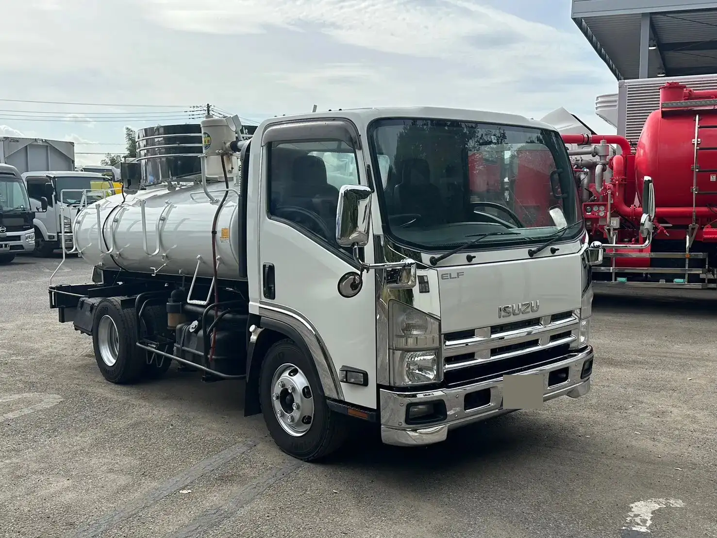 いすゞ エルフ 小型 タンク車 バキューム SKG-NPR85YNの中古トラック画像2
