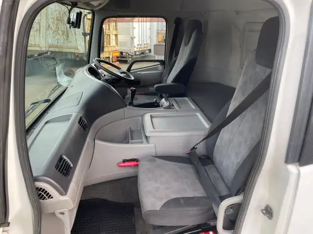 日産UD クオン 大型 クレーン付 エアサス 5段の中古トラック画像14