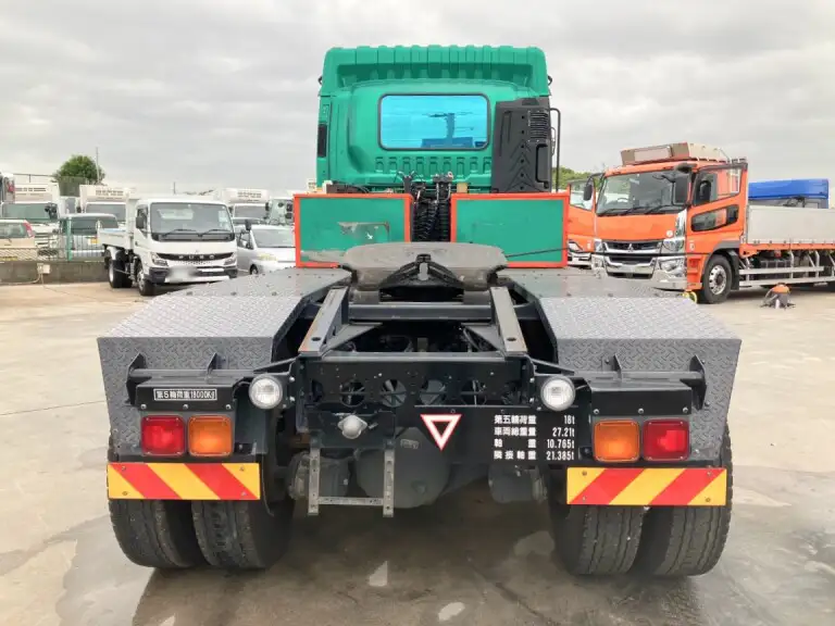 いすゞ ギガ 大型 トラクター ハイルーフ 2デフの中古トラック画像4