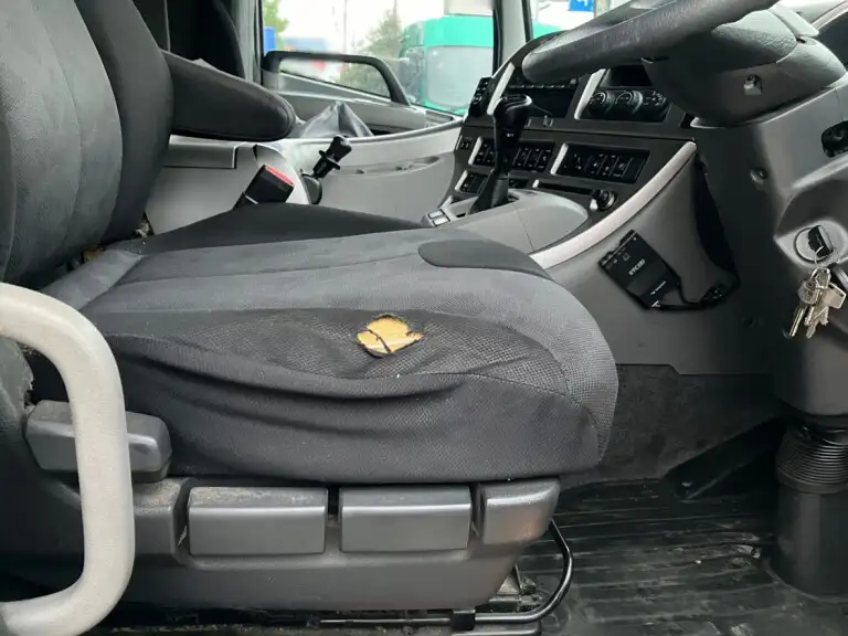 日産UD クオン 大型 平ボディ アルミブロック エアサスの中古トラック画像10