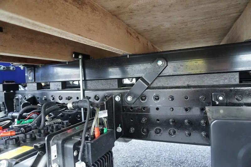 三菱 キャンター 小型 クレーン付 4段 ラジコンの中古トラック画像15