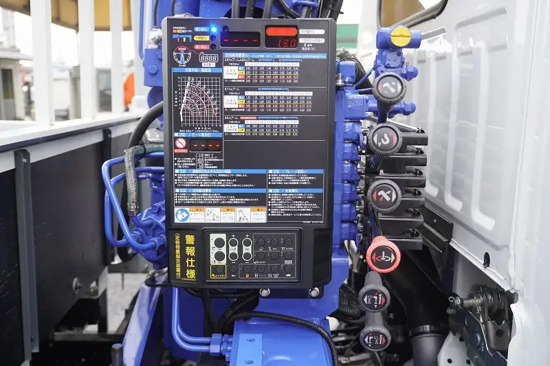 マツダ タイタン 小型 クレーン付 4段 ラジコンの中古トラック画像7