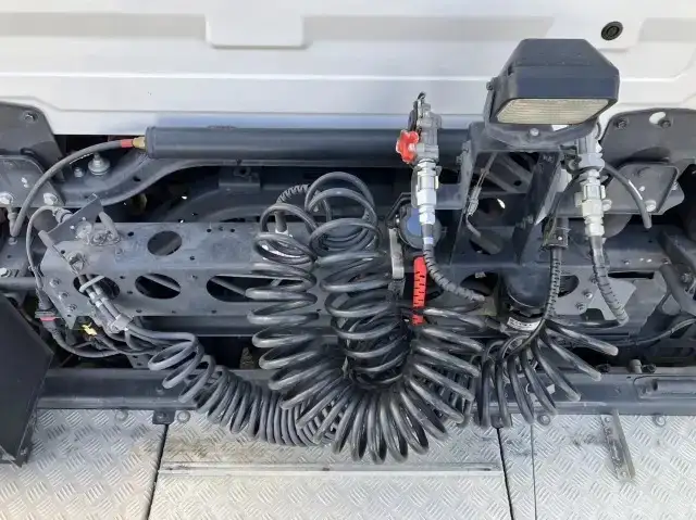 いすゞ ギガ 大型 トラクター ハイルーフ 1デフの中古トラック画像6
