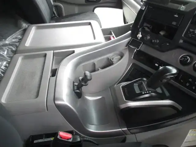 日産UD クオン 大型 トラクター 1デフ ベッドの中古トラック画像10