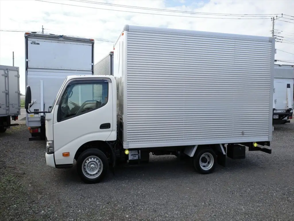 トヨタ ダイナ 小型 アルミバン 3BF-TRY230 R6の中古トラック画像7