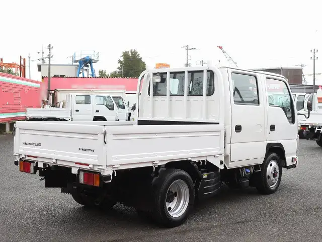 日産 アトラス 小型 平ボディ Wキャブ 床鉄板の中古トラック画像3