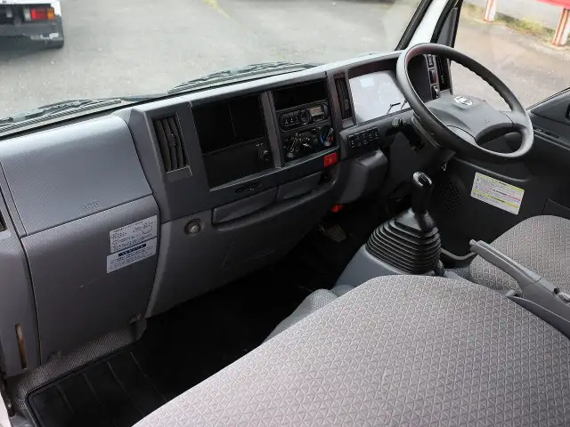 日産 アトラス 小型 平ボディ Wキャブ 床鉄板の中古トラック画像11