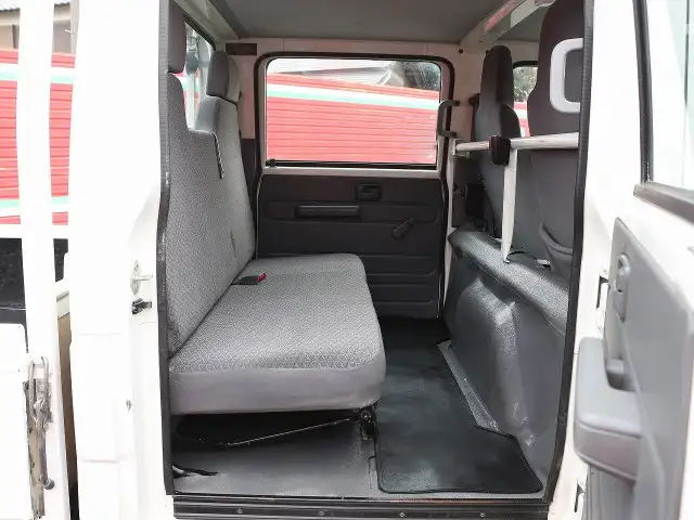 日産 アトラス 小型 平ボディ Wキャブ 床鉄板の中古トラック画像12