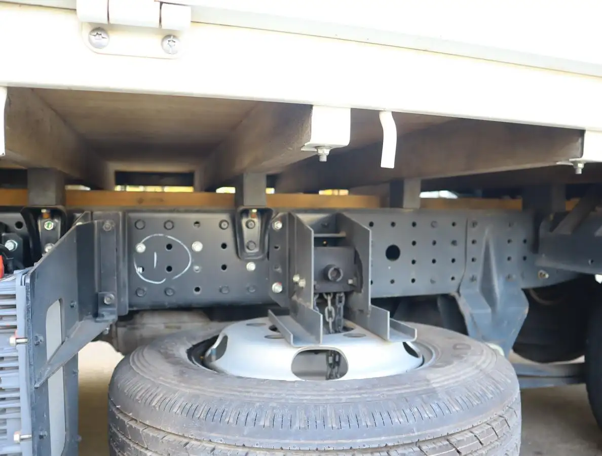三菱 キャンター 小型 平ボディ 2RG-FBA20 R2の中古トラック画像19