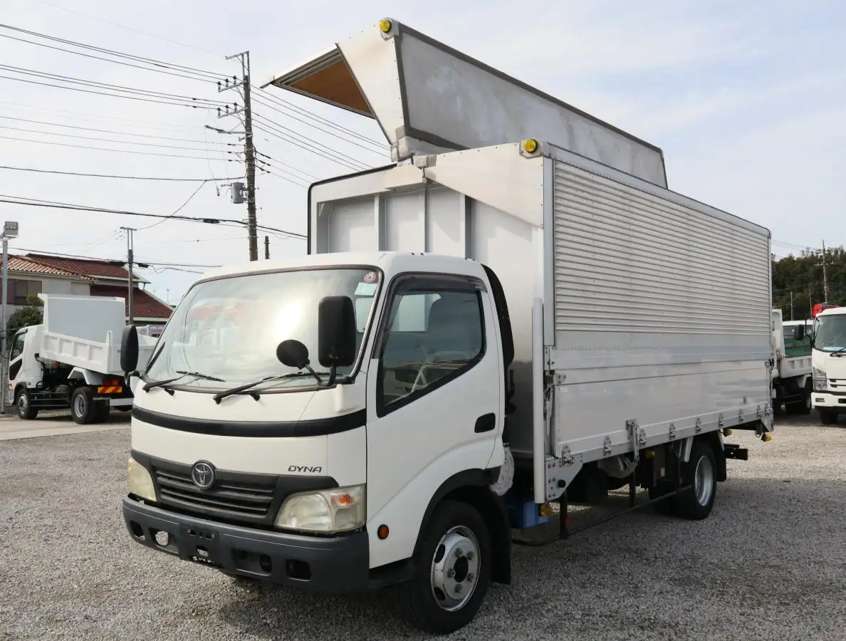 トヨタ ダイナ 小型 ウイング BDG-XZU424 H19の中古トラック画像1