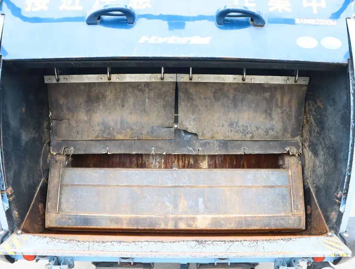 日野 デュトロ 小型 パッカー車 巻き込み式 回転ダンプ式の中古トラック画像7