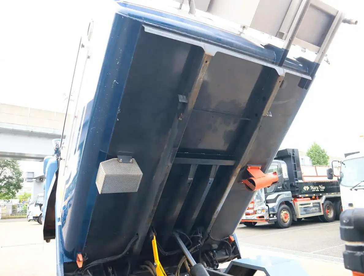 日野 デュトロ 小型 パッカー車 巻き込み式 回転ダンプ式の中古トラック画像像17