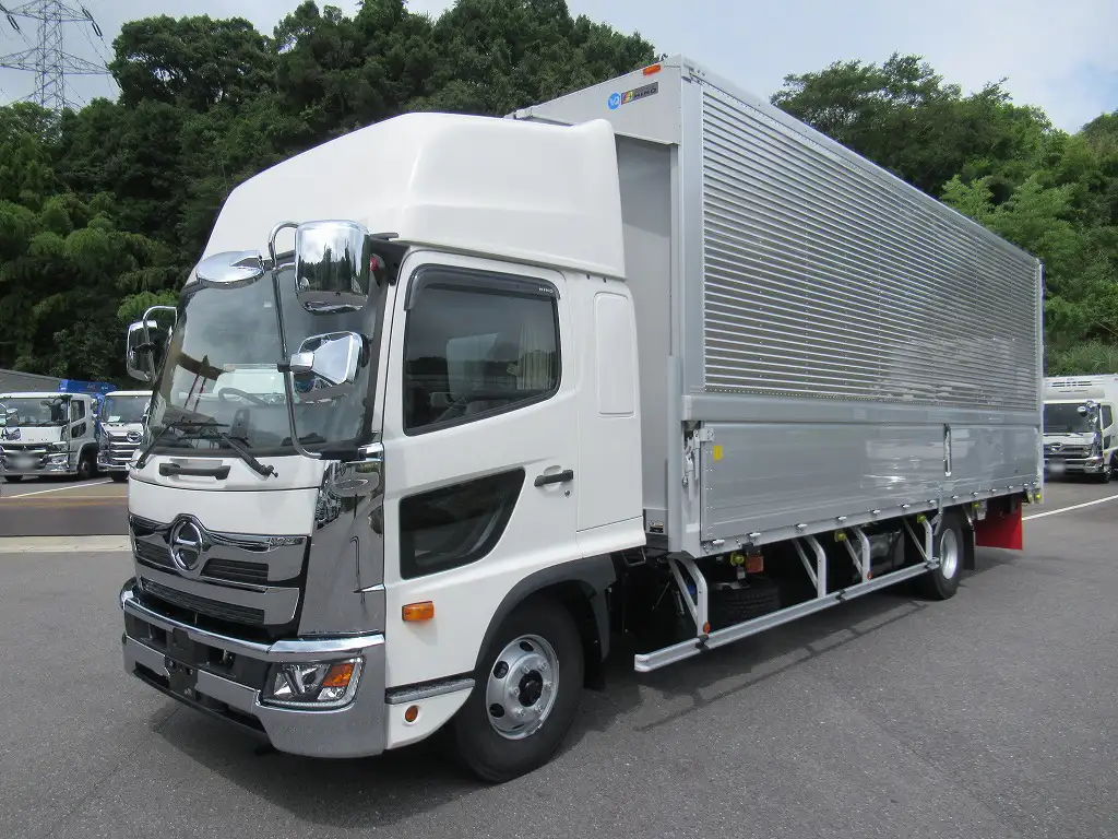 日野 レンジャー 中型/増トン ウイング エアサス ベッド の中古トラック【車両No.176023】