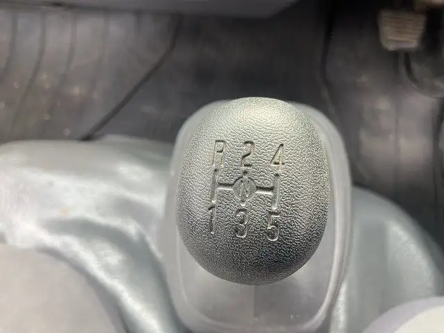 いすゞ エルフ 小型 平ボディ パワーゲート 床鉄板の中古トラック画像12