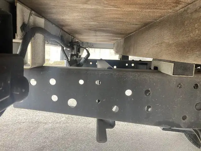 いすゞ エルフ 小型 平ボディ 2RG-NKR88A R2の中古トラック画像15