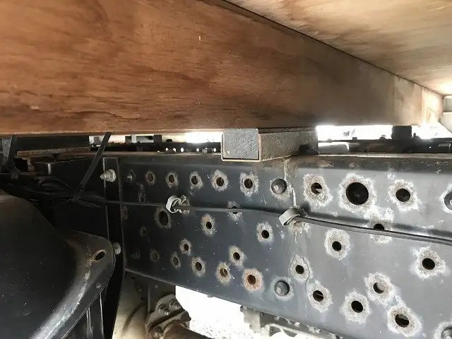 いすゞ エルフ 小型 平ボディ TRG-NJR85A H31/R1の中古トラック画像14