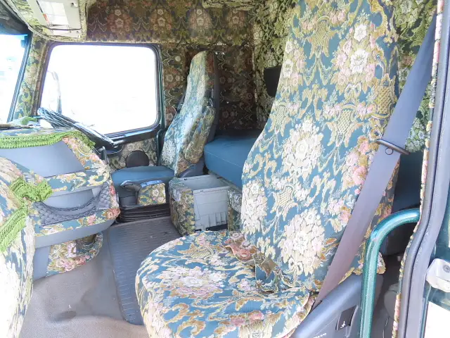 ボルボ トラック 大型 トラクター ハイルーフ 1デフの中古トラック画像10