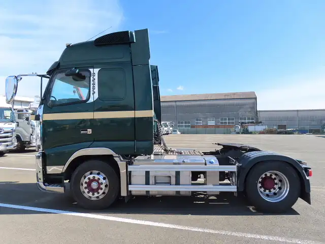 ボルボ トラック 大型 トラクター ハイルーフ 1デフの中古トラック画像3