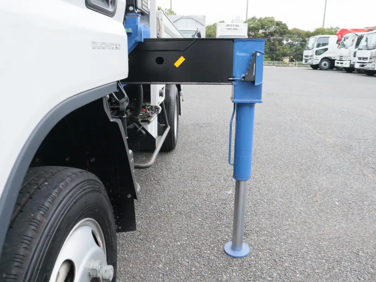 三菱 キャンター 小型 クレーン付 床鉄板 3段の中古トラック画像11