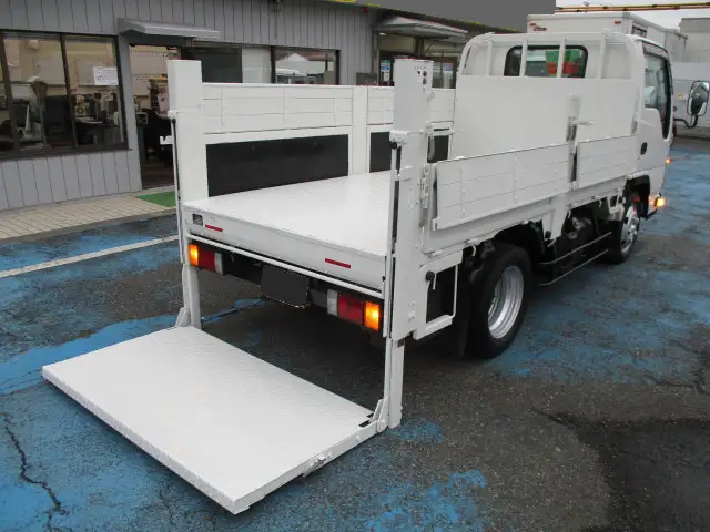 いすゞ エルフ 小型 平ボディ パワーゲート 床鉄板の中古トラック画像5