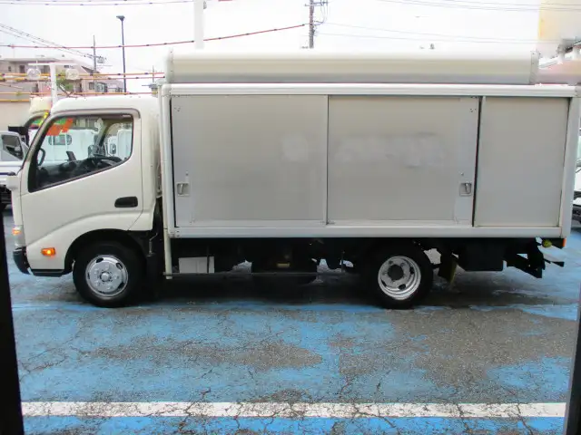 トヨタ トヨエース 小型 アルミバン ボトルカー サイドドアの中古トラック画像4