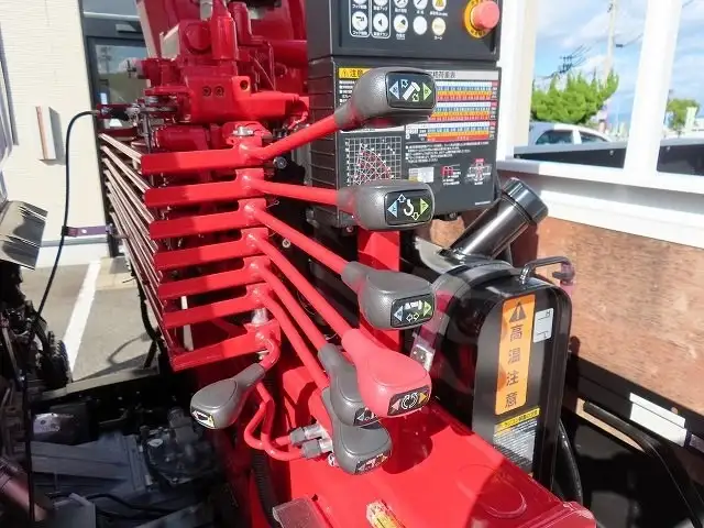 三菱 キャンター 小型 クレーン付 4段 ラジコンの中古トラック画像9