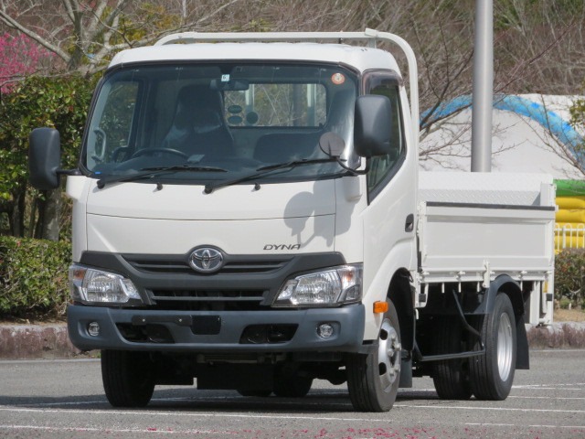 トヨタ ダイナ 小型 平ボディ セミロング