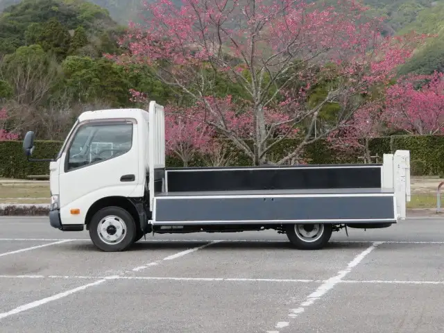 トヨタ ダイナ 小型 平ボディ パワーゲート TKG-XZU645の中古トラック画像7