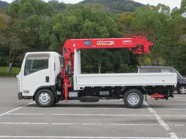 いすゞ エルフ 小型 クレーン付 6段 ラジコンの中古トラック画像5