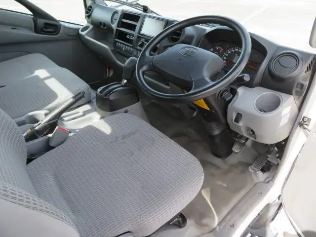 トヨタ トヨエース 小型 平ボディ TPG-XZU712 H31/R1の中古トラック画像12