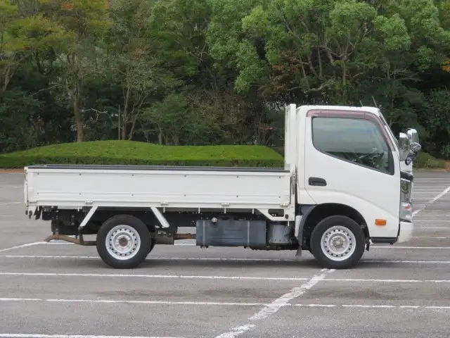 トヨタ ダイナ 小型 平ボディ LDF-KDY281 H28の中古トラック画像3
