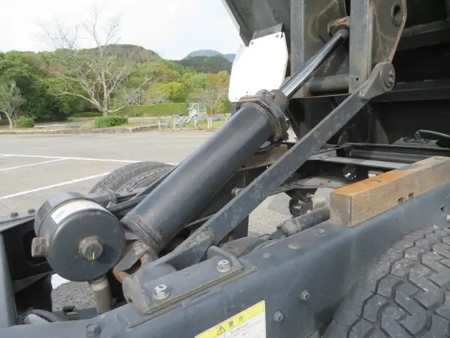 トヨタ トヨエース 小型 ダンプ 強化 TKG-XZC675Dの中古トラック画像16