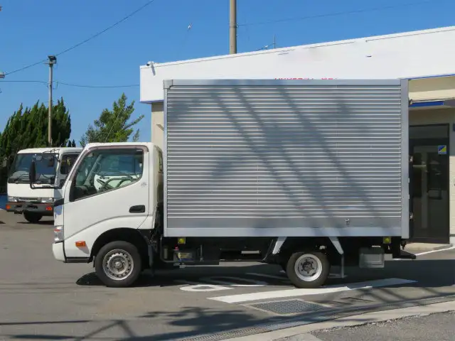 トヨタ トヨエース 小型 アルミバン QDF-KDY231 H27の中古トラック画像4